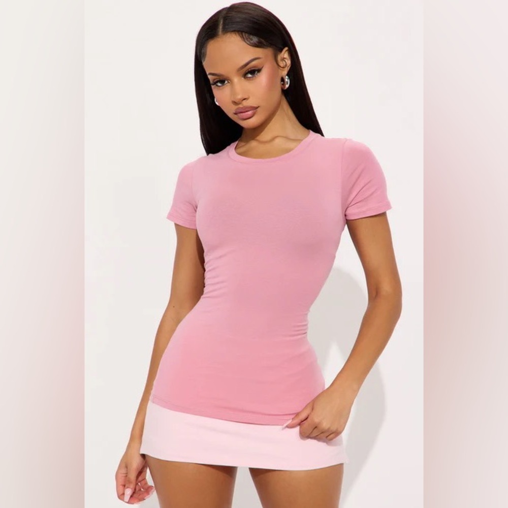 Fashion Nova Pink Short Sleeve Tee